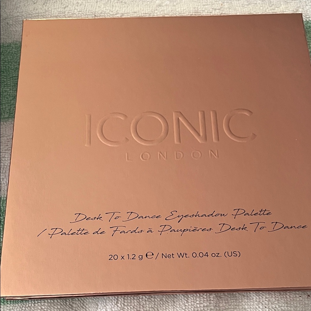ICONIC London Desk To Dance Eyeshadow Palette - New!